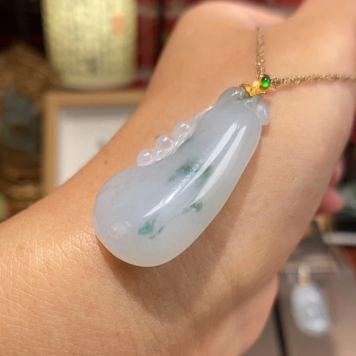 【闪购商品】颈饰18K金镶嵌翡翠27