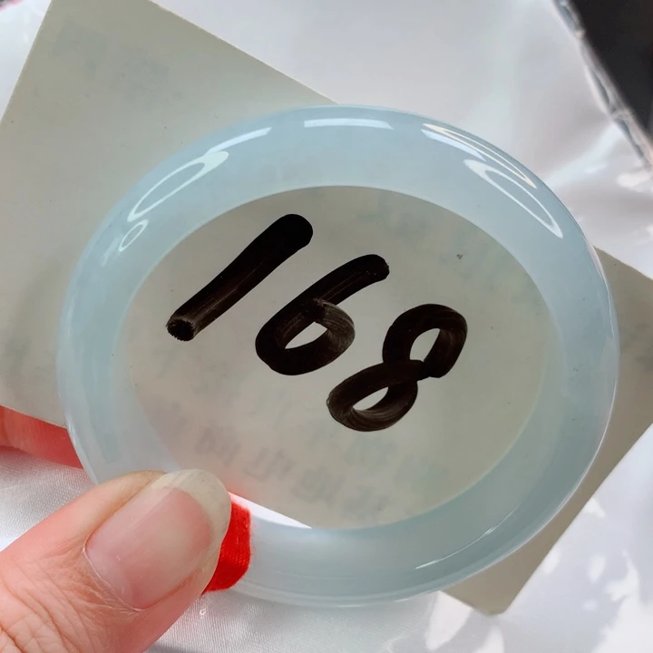 翡翠未镶嵌手镯正