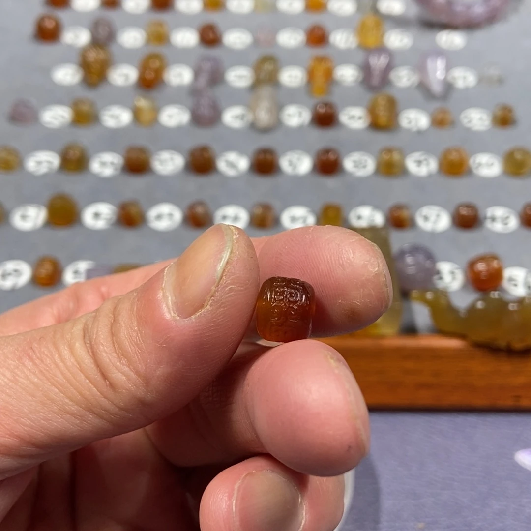 老***爷玛瑙/玉髓合金颈饰珠