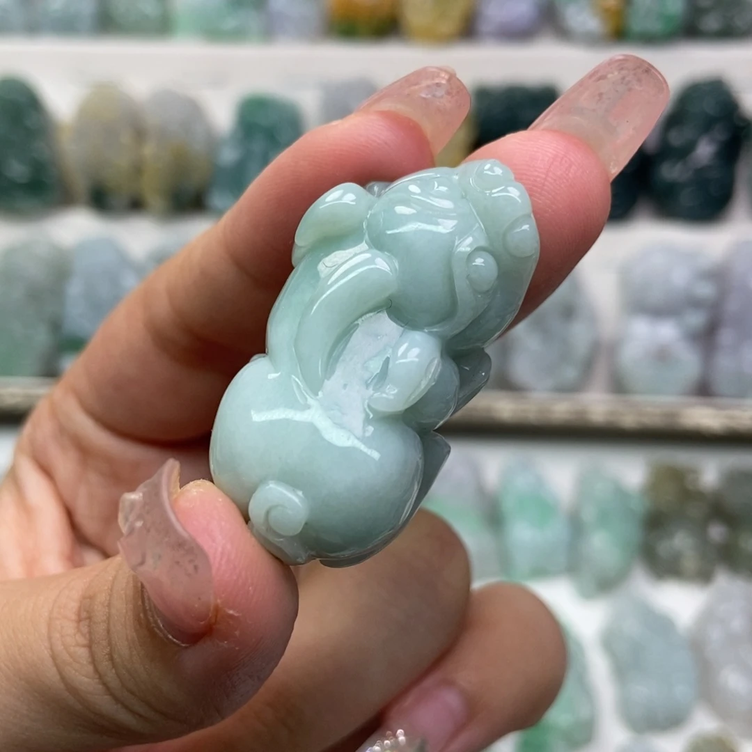 吊坠(赠链)未镶嵌翡翠