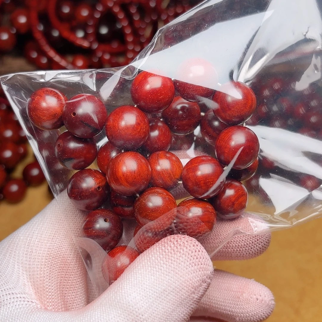 答***案檀香紫檀（小叶紫檀）