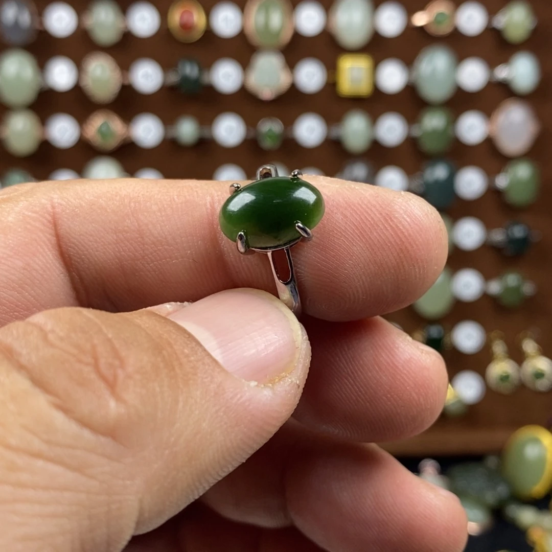 和田玉（碧玉）颈饰合金