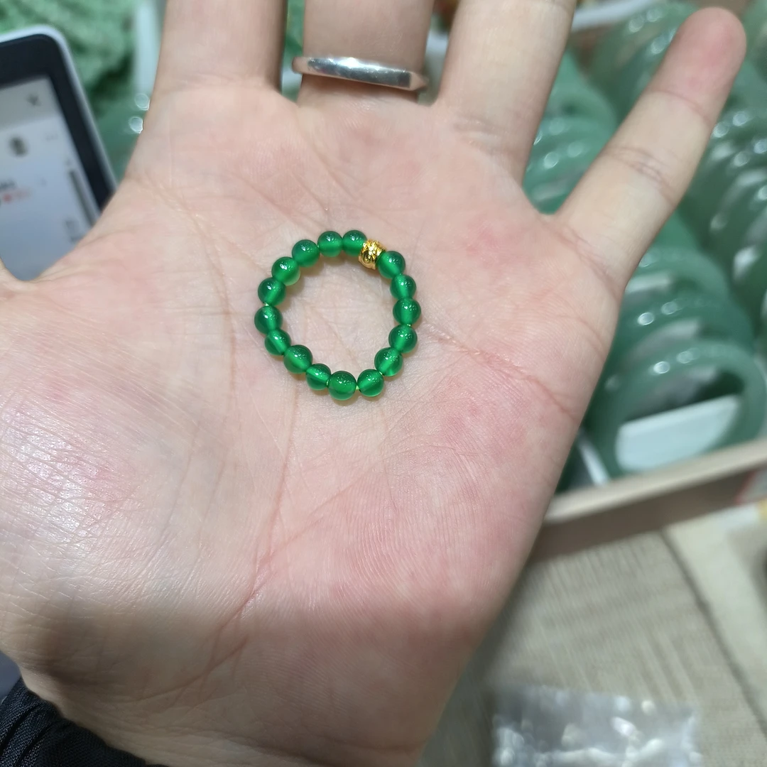 《黛喜珠宝》天然绿玛瑙玉髓戒圈多样性发其一