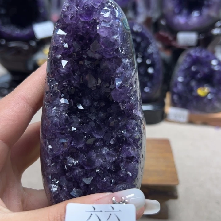 未镶嵌水晶大型摆件（非配饰）摆件