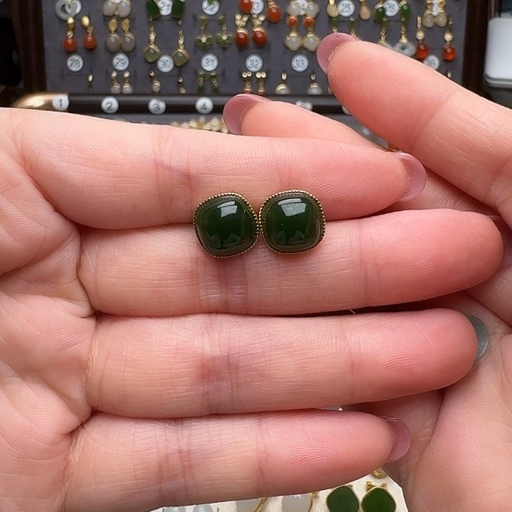 打***哈和田玉银S925镶嵌耳饰