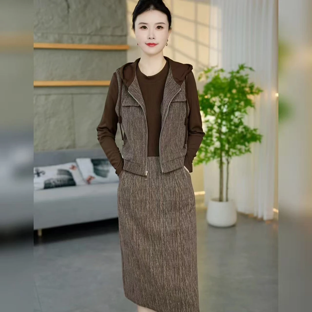 2025新款秋季气质高档修身休闲套装显瘦洋气时尚长袖百搭妈妈装