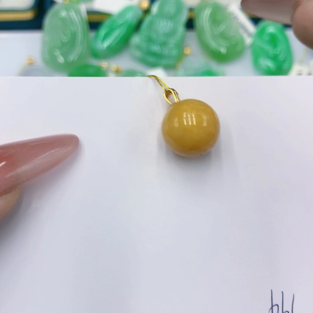 颈饰未镶嵌翡翠珠