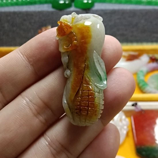 未镶嵌挂件翡翠翡翠