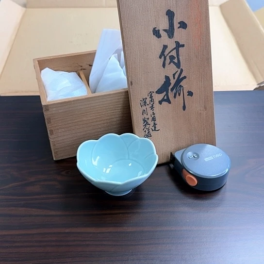 精品瓷器。
