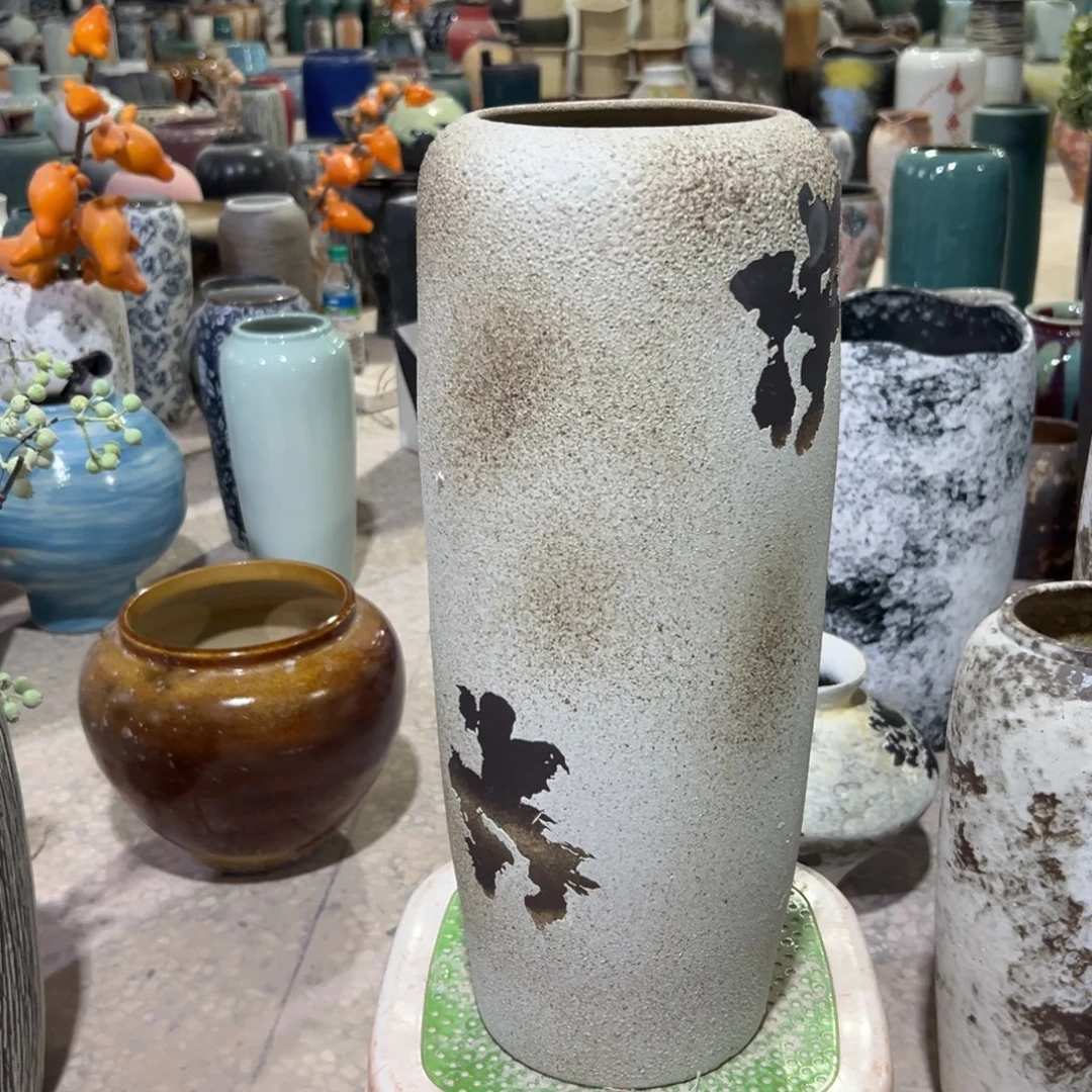高度40口11有孔瓷器