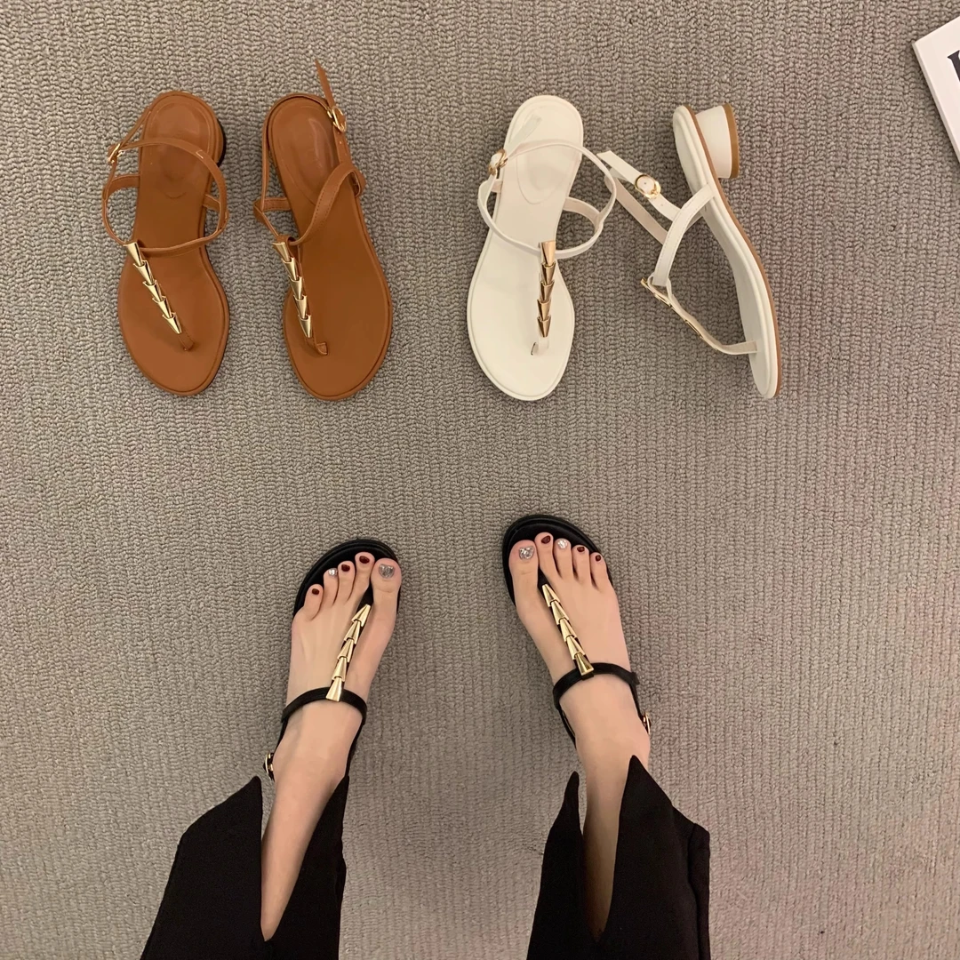 粗跟夹脚小众高级感凉鞋仙女鞋2025新款夏季中跟配裙子罗马鞋