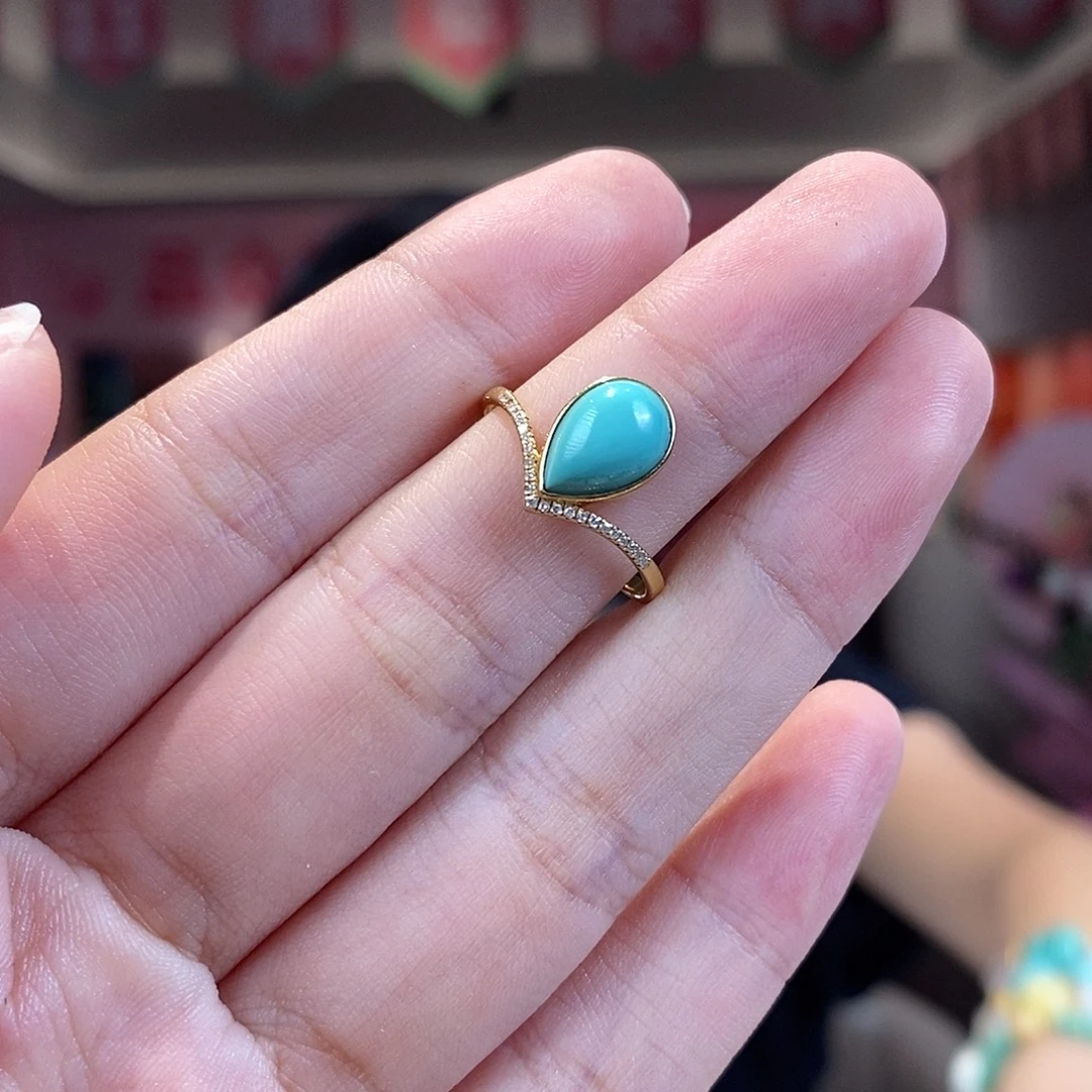 18K金镶嵌绿松石珠宝奇石