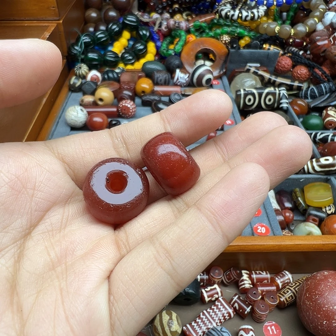 兵***哥玛瑙/玉髓未镶嵌珠宝半成品