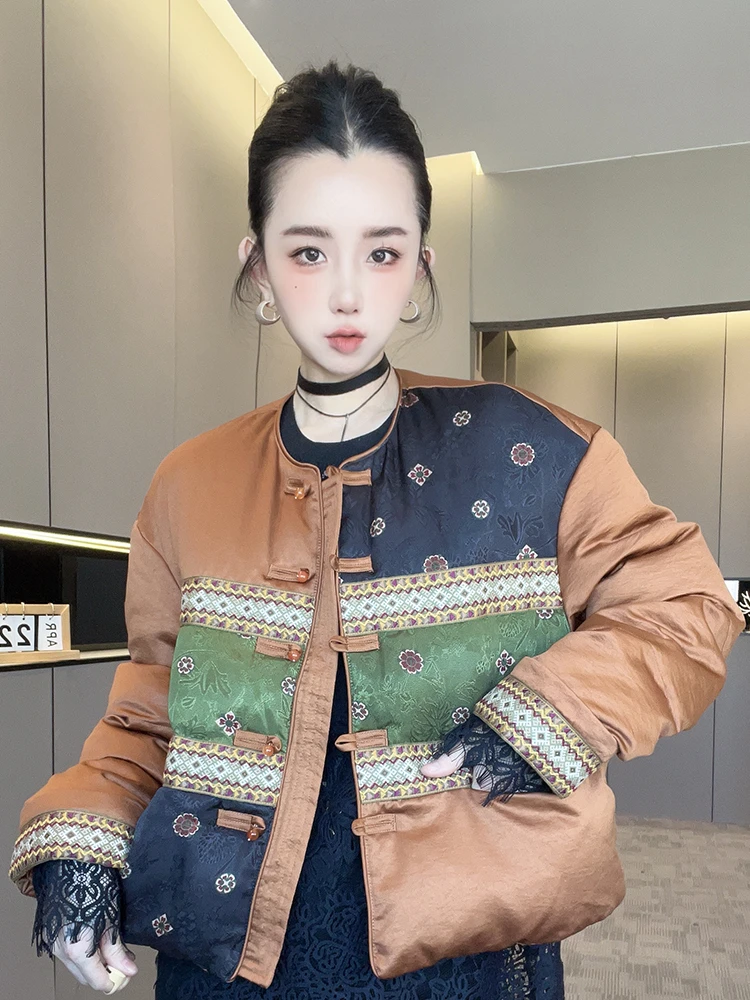 鹅绒羽绒服女2025秋冬新款民族风撞色拼接重工刺绣外套长袖上衣