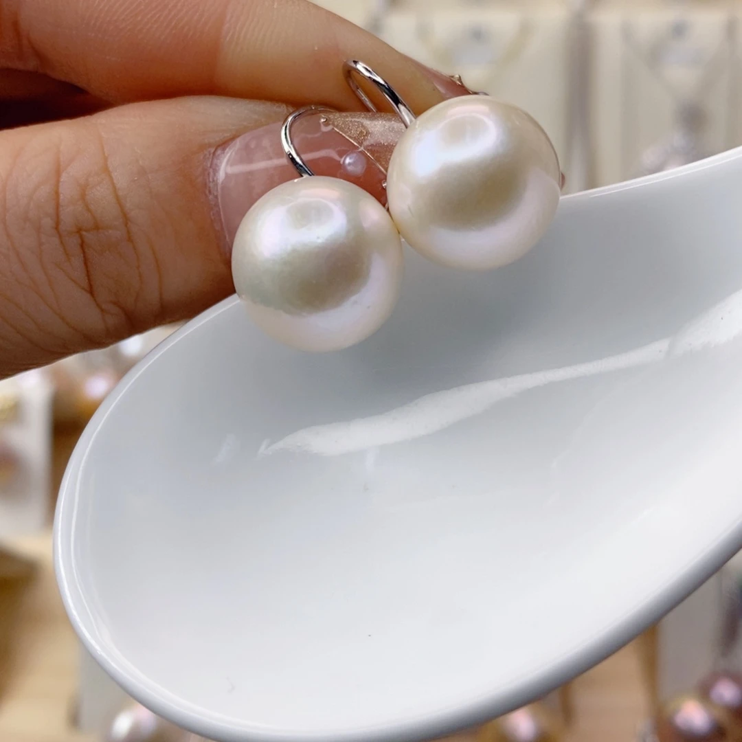 淡水珍珠耳饰合金