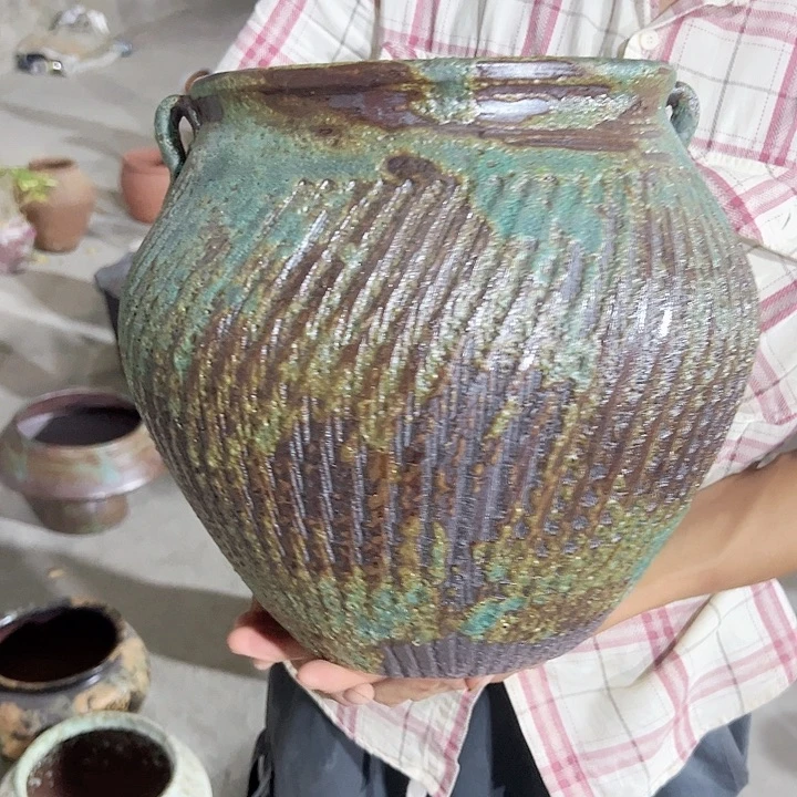 高度28厘米口22厘米