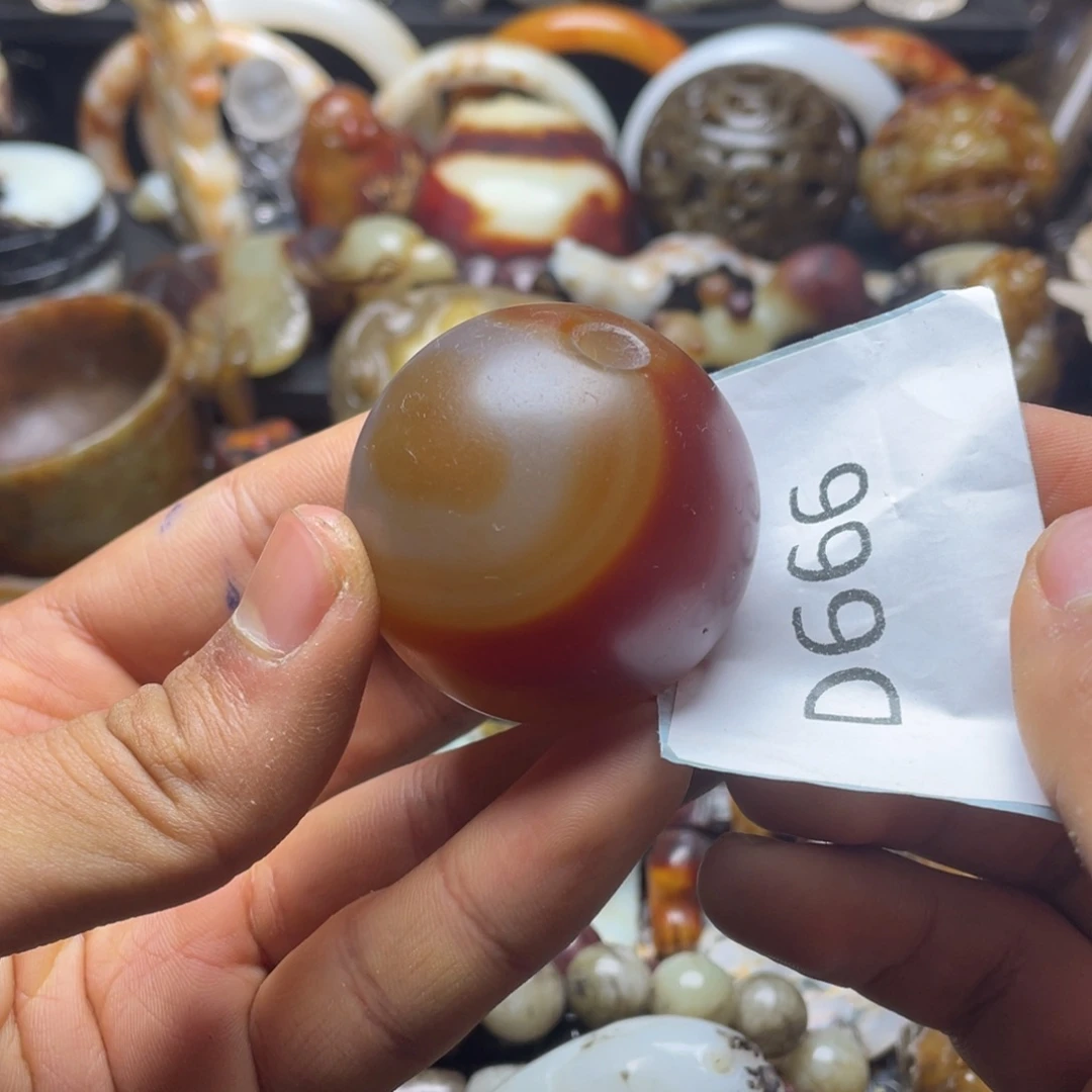 和田玉（糖玉）挂件未镶嵌