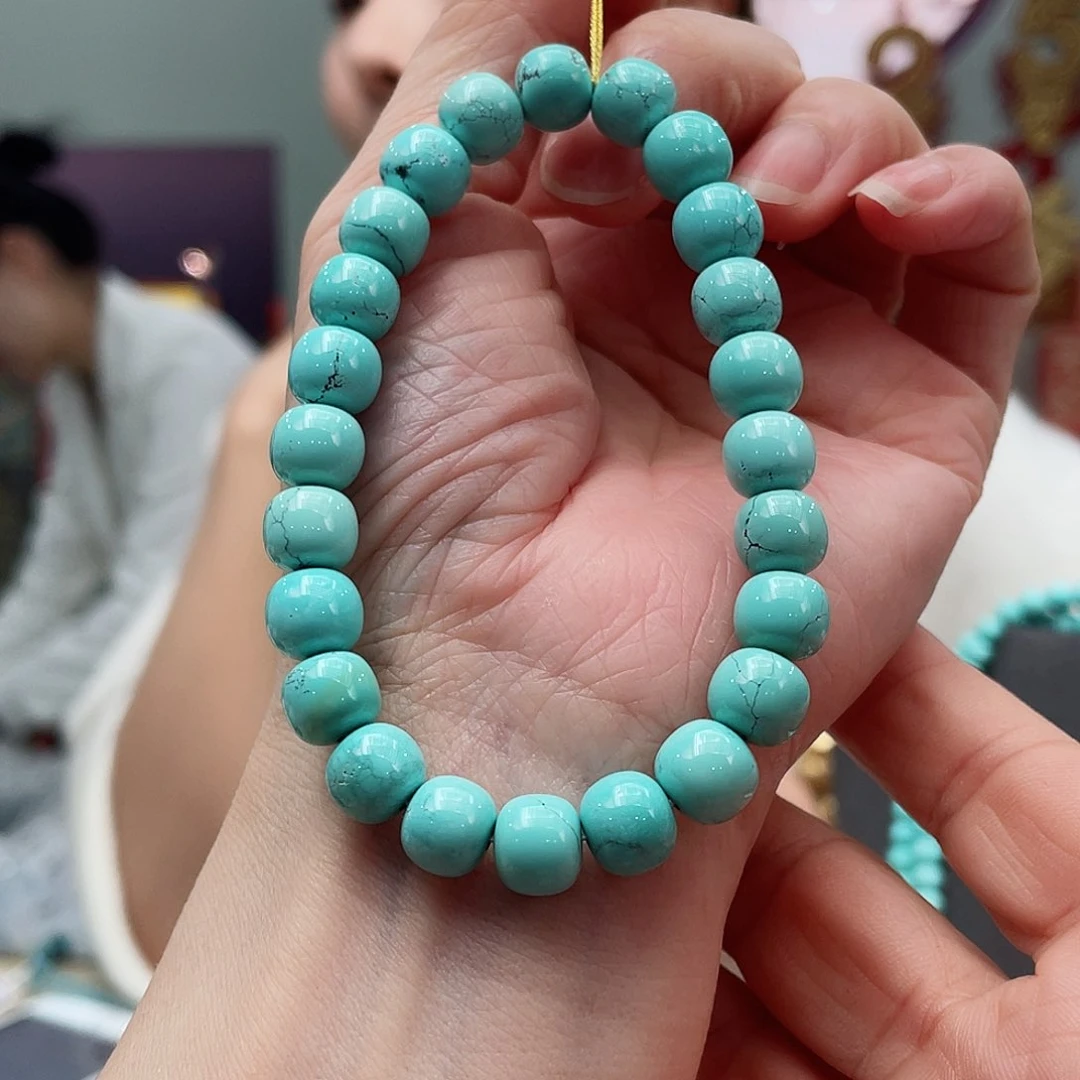 绿松石颈饰未镶嵌