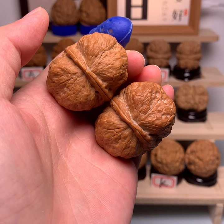 文玩核桃把件20脸谱金蟾39尺