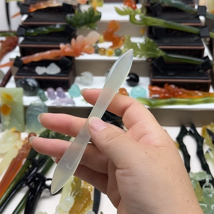 蛇纹石玉未镶嵌岫玉发簪