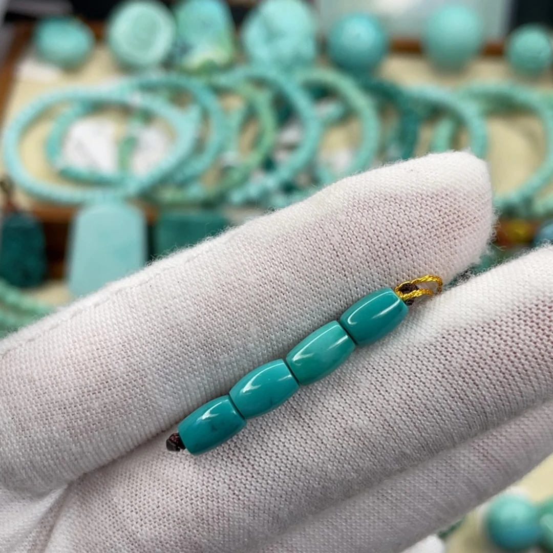 绿松石未镶嵌挂件