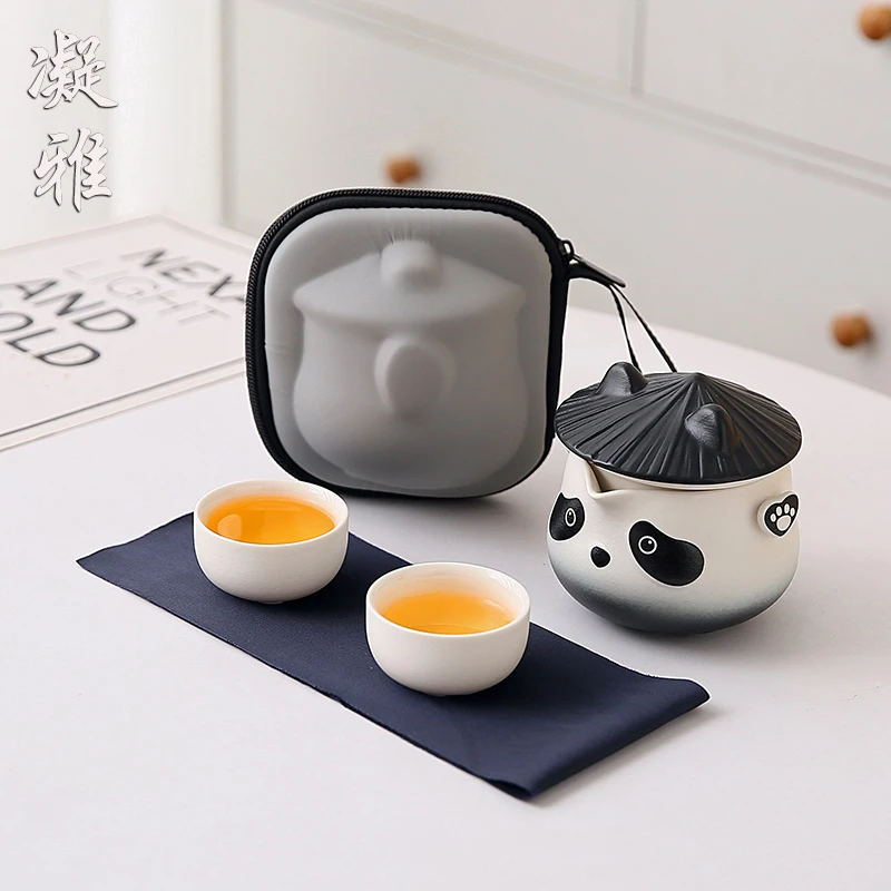 国潮熊猫泡茶壶茶具套装便携式一壶二杯创意家用陶瓷茶壶茶杯送礼