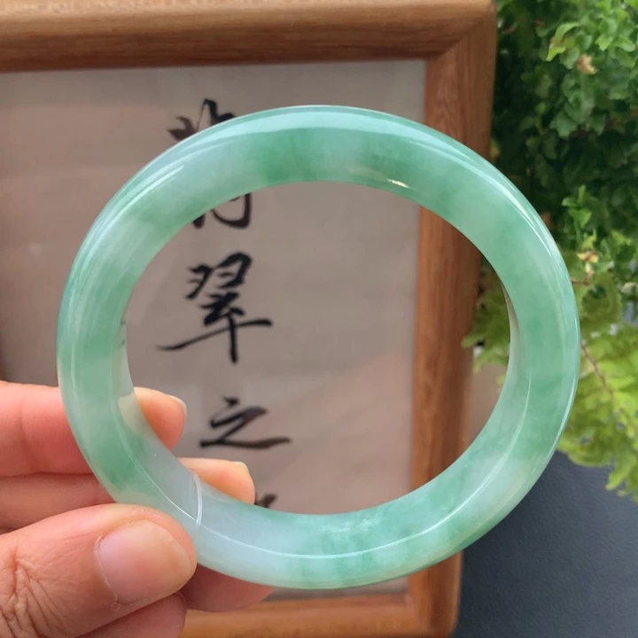 翡翠手镯未镶嵌翡翠手镯54