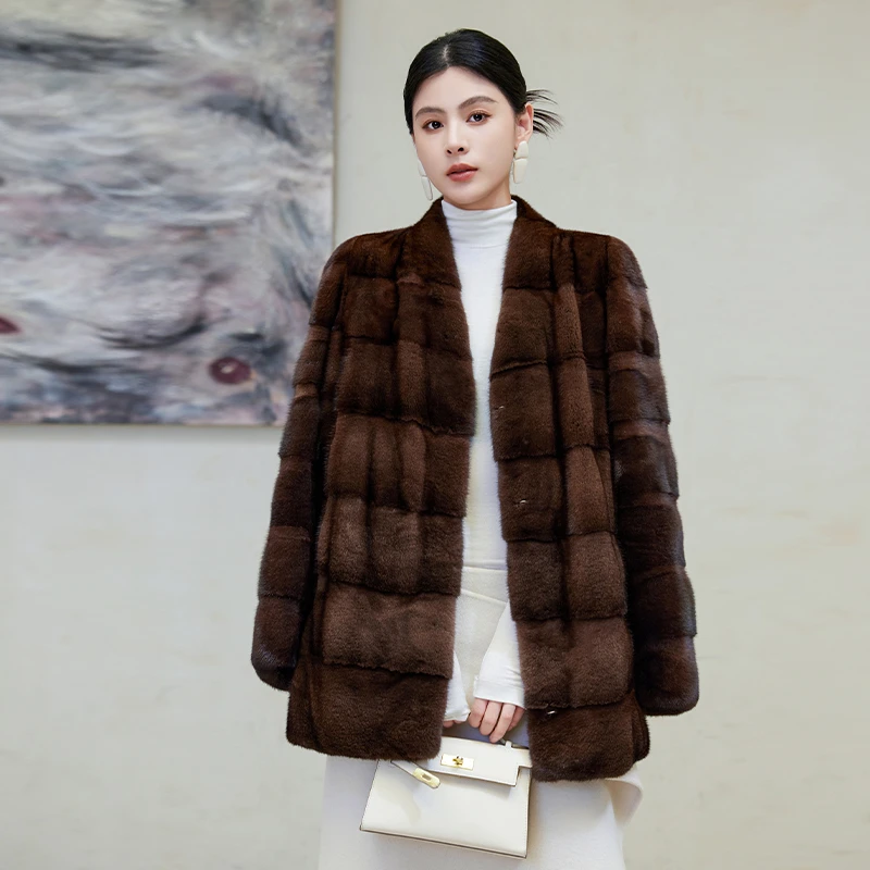 貂皮大衣女2025年天鹅绒级整貂水貂皮草外套V领宽松横排冬新款女