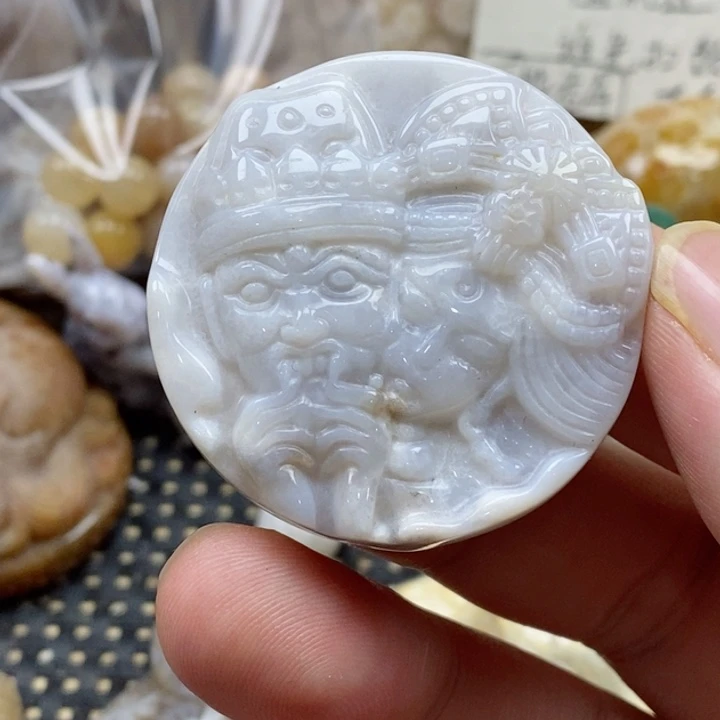 硅化珊瑚（珊瑚玉）颈饰未镶嵌胖*