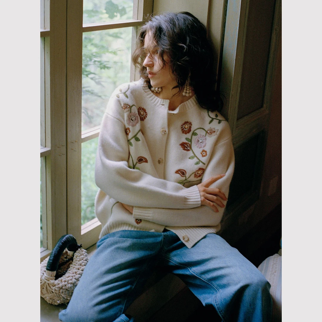 TOPCLOSET 藤蔓艺术 法式复古美学植物花卉手工绣花超细澳毛针织