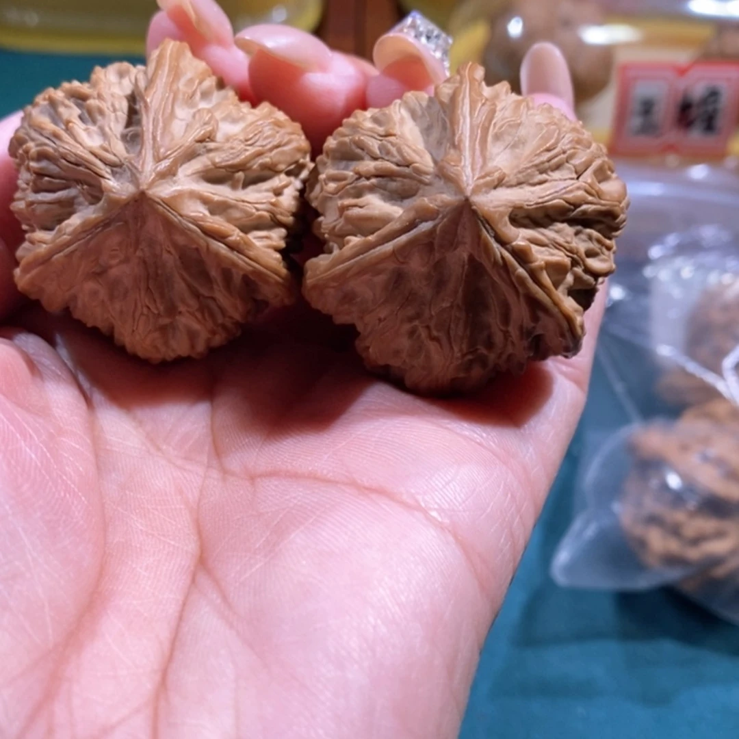 【闪购商品】文玩核桃吊坠一**李文山奔