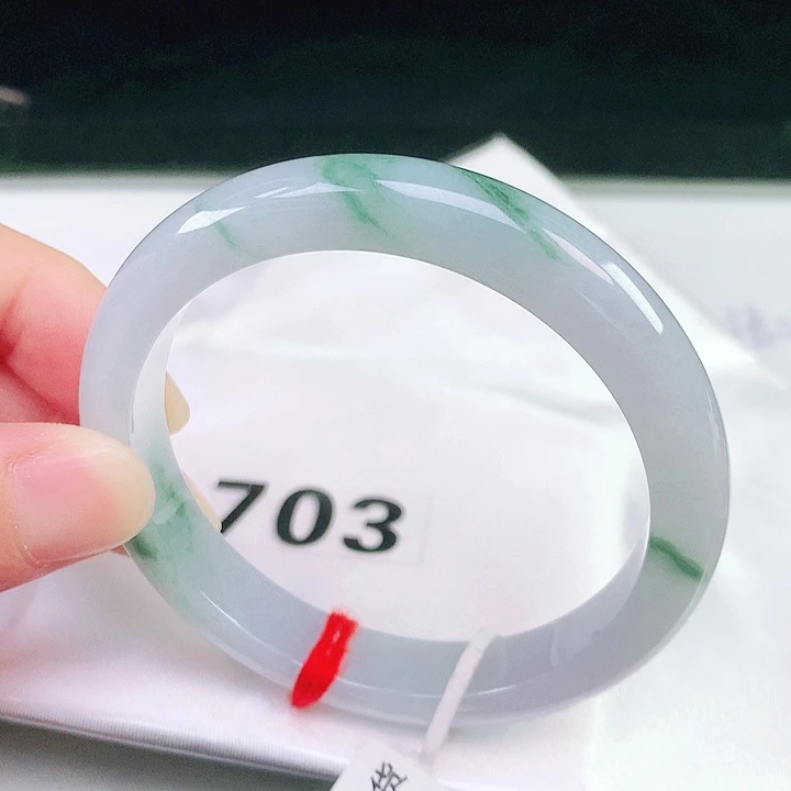 未镶嵌手镯翡翠703