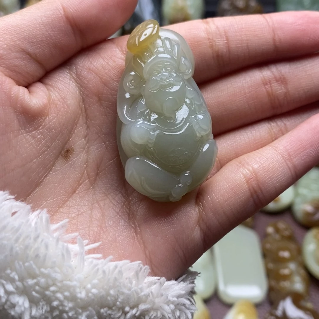 吊坠(不含链)未镶嵌和田玉（糖玉）