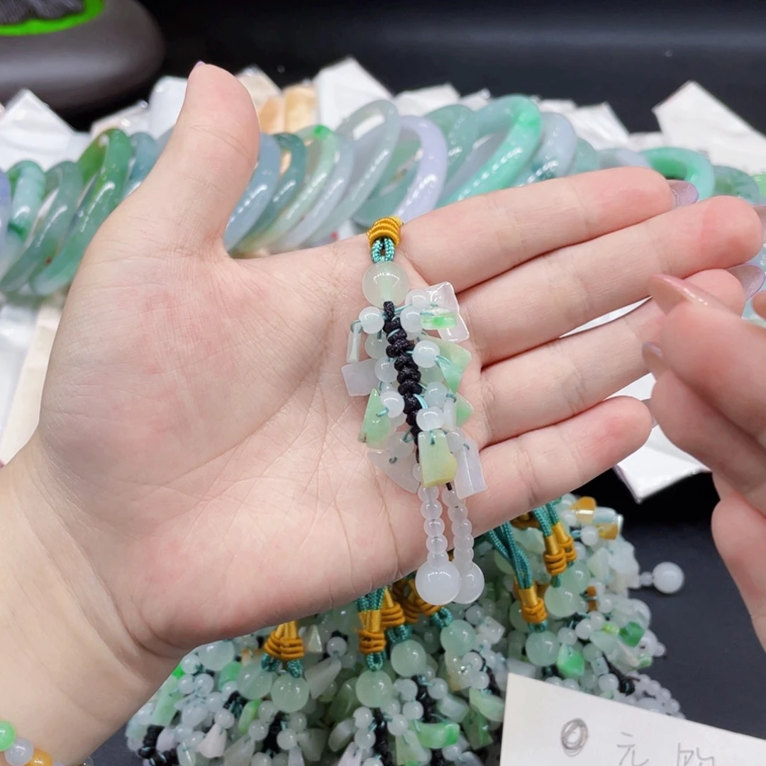 【闪购商品】翡翠挂件未镶嵌清****