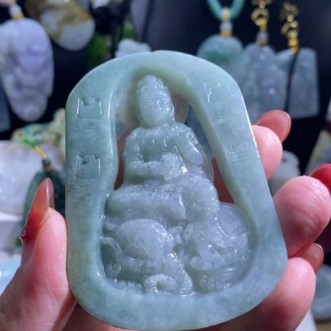 【闪购商品】颈饰未镶嵌翡翠普贤