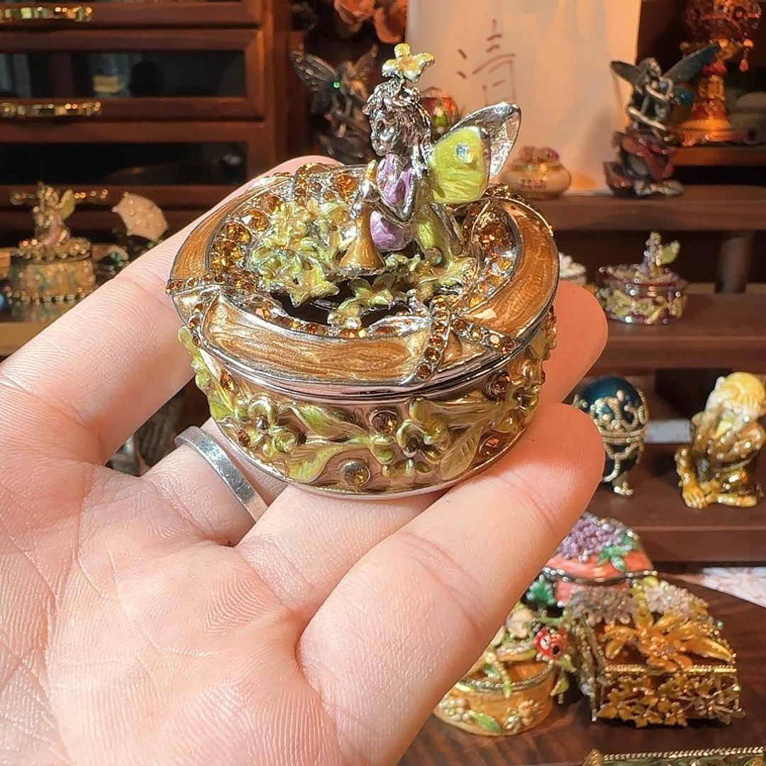 手工制品请勿吹毛求疵