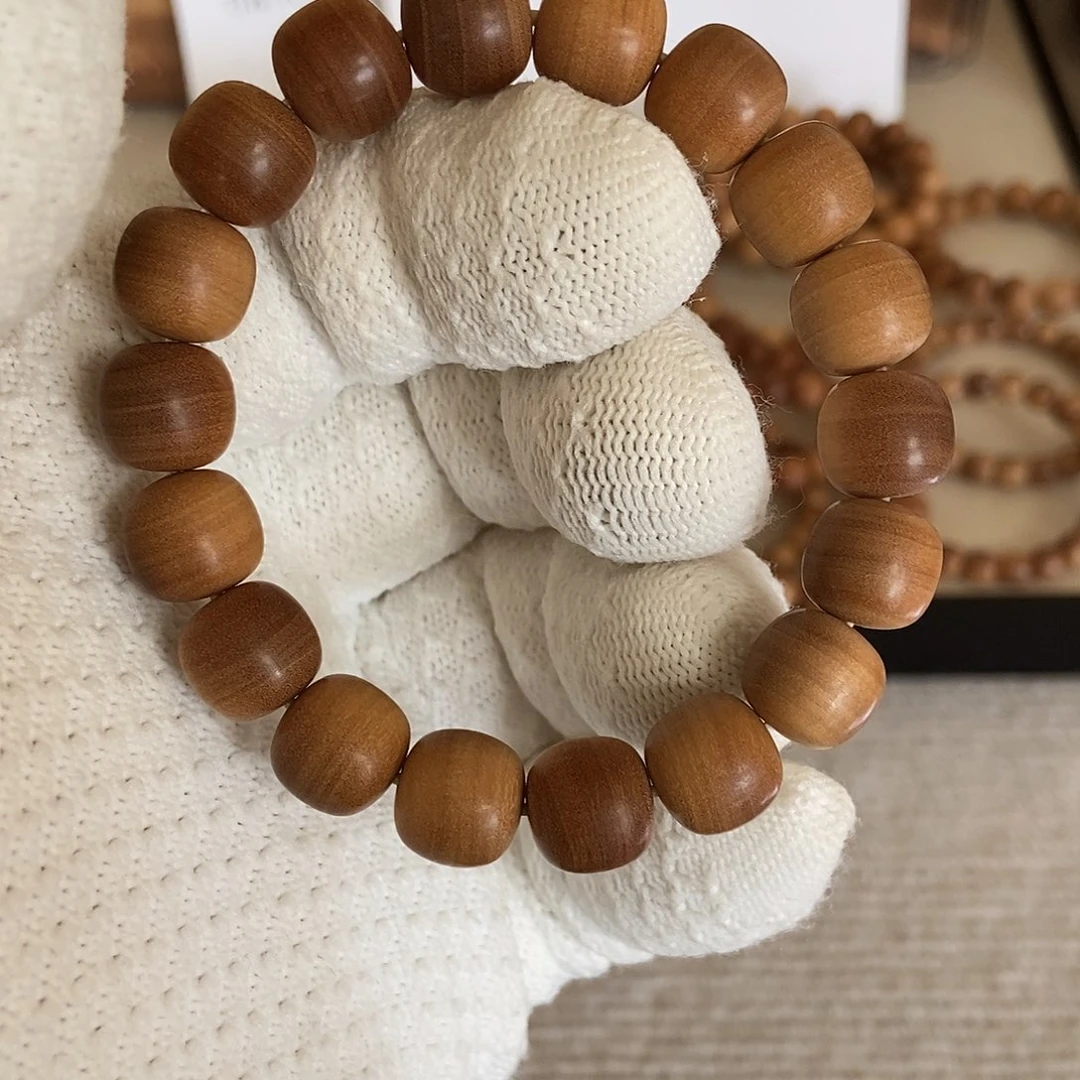 檀香木手串/手链所****乐拍卖捡漏焦糖12老型