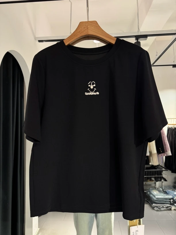 花妞子大码设计显瘦笑脸短袖