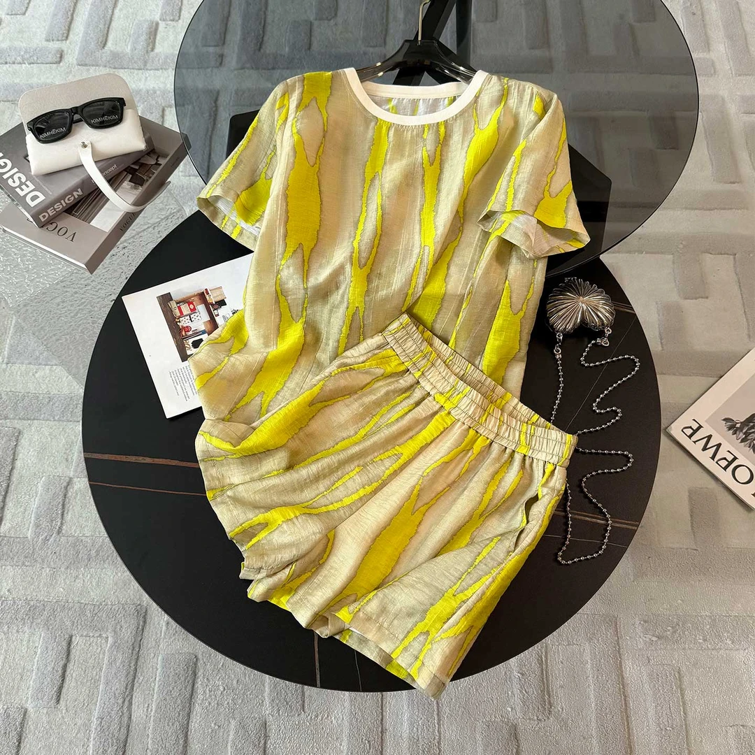 韩流时尚套装女夏季新款气质显瘦圆领亚麻短袖上衣阔腿短裤两件套