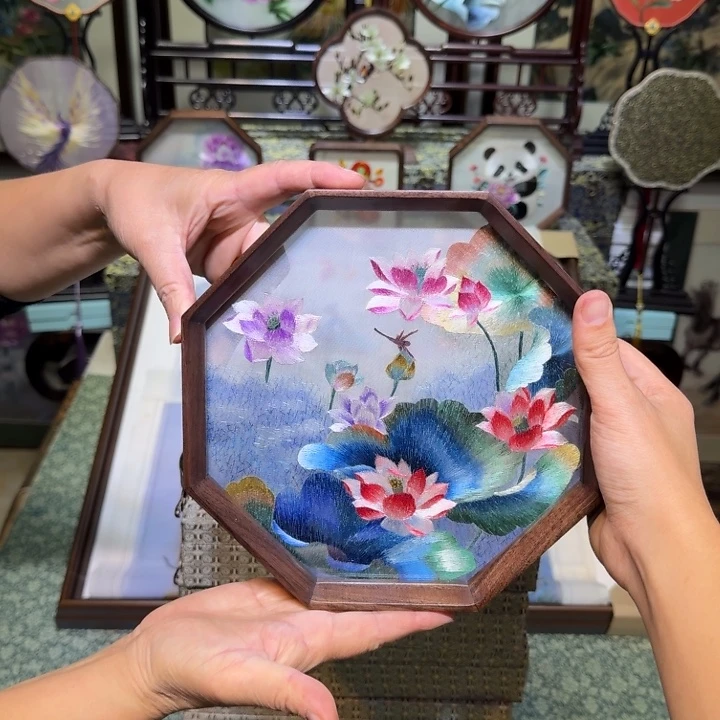 刺绣手工苏绣工艺制作技艺精湛