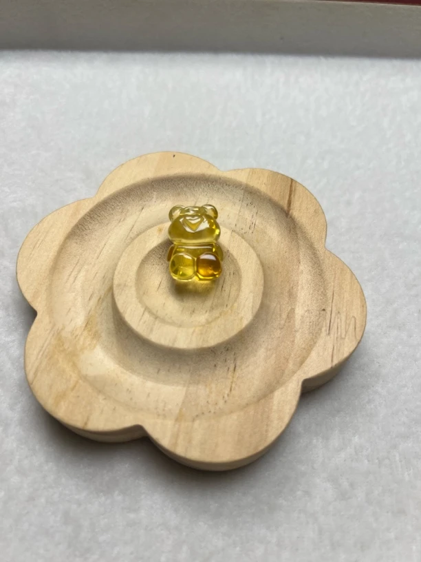 天然金珀小熊吊坠（打孔不退换）