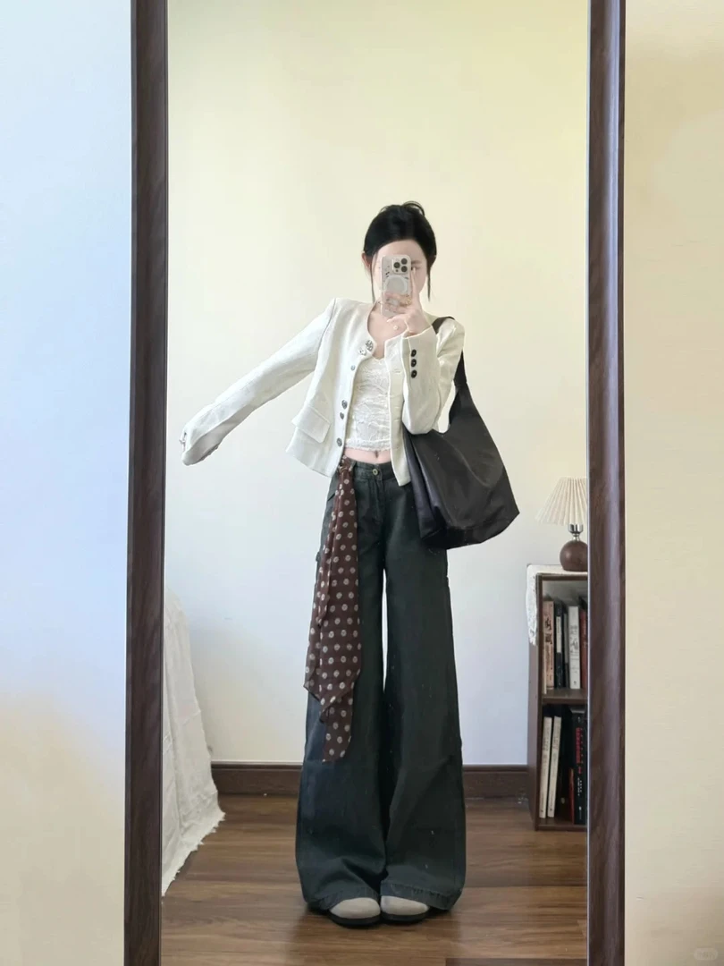 2025秋季新款法式温柔风小香风外套上衣百搭阔腿牛仔裤气质两件套