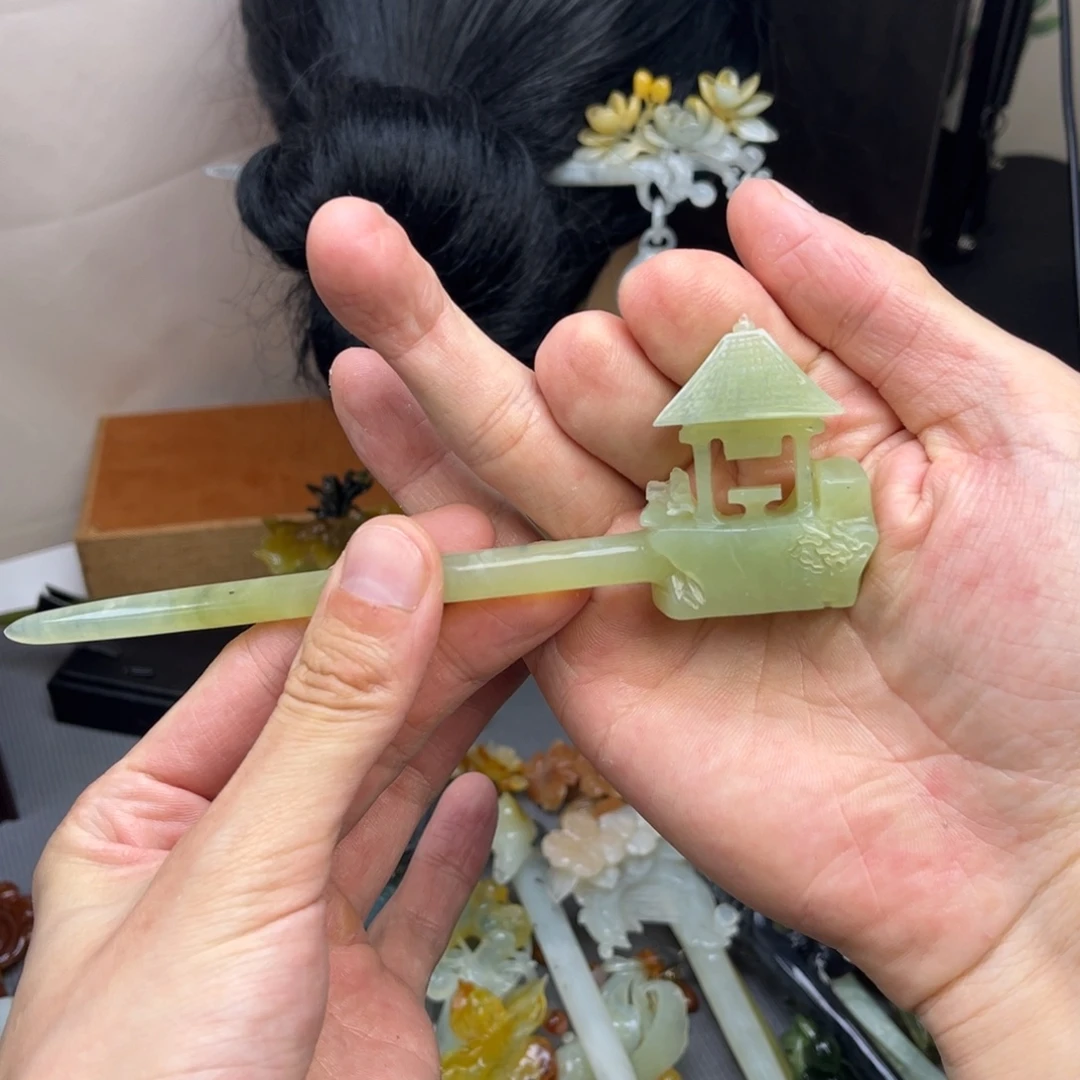 蛇纹石玉未镶嵌发饰