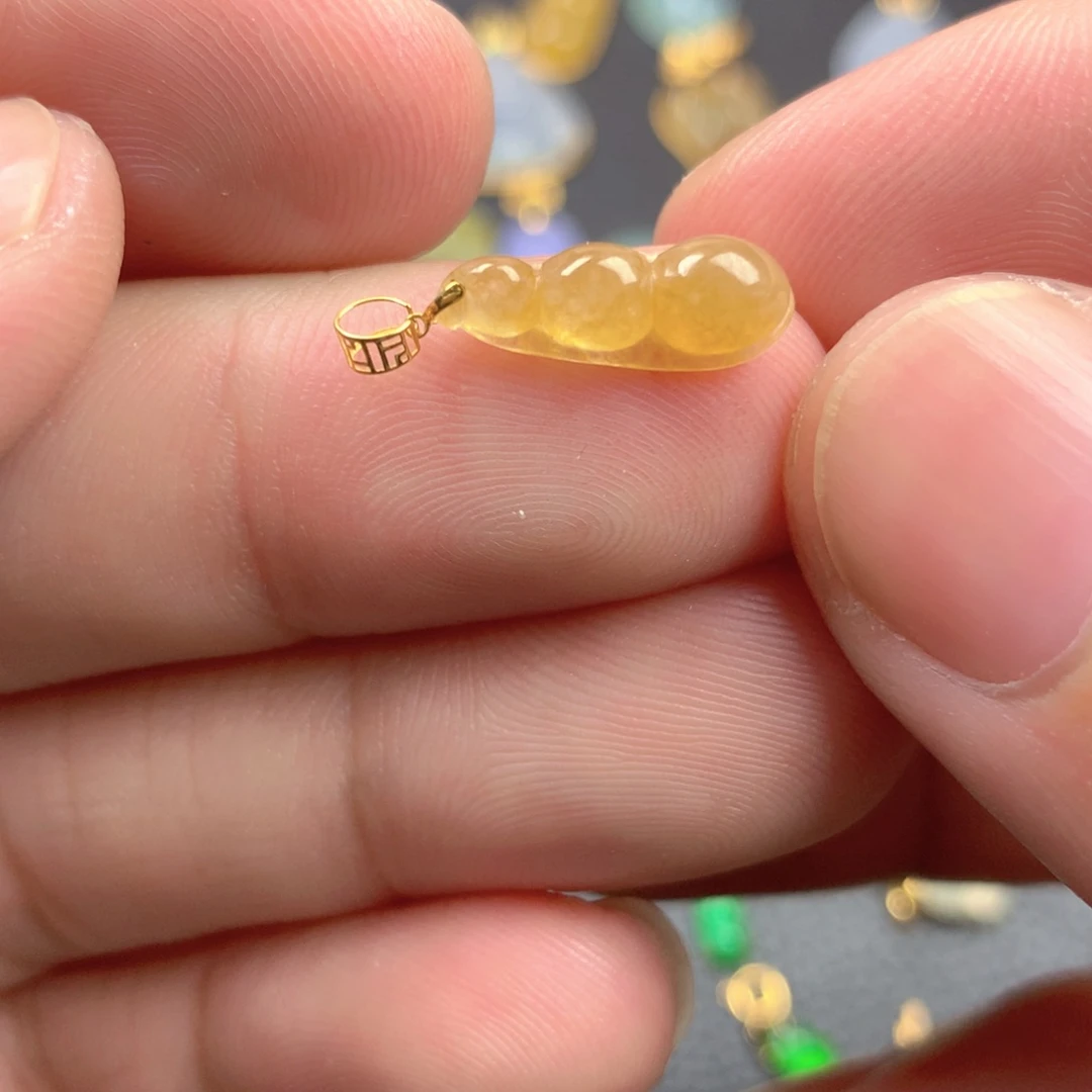 【闪购商品】颈饰18K金镶嵌翡翠翡翠