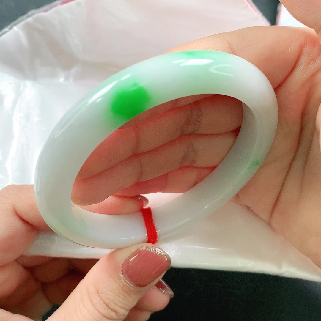 翡翠未镶嵌手镯03