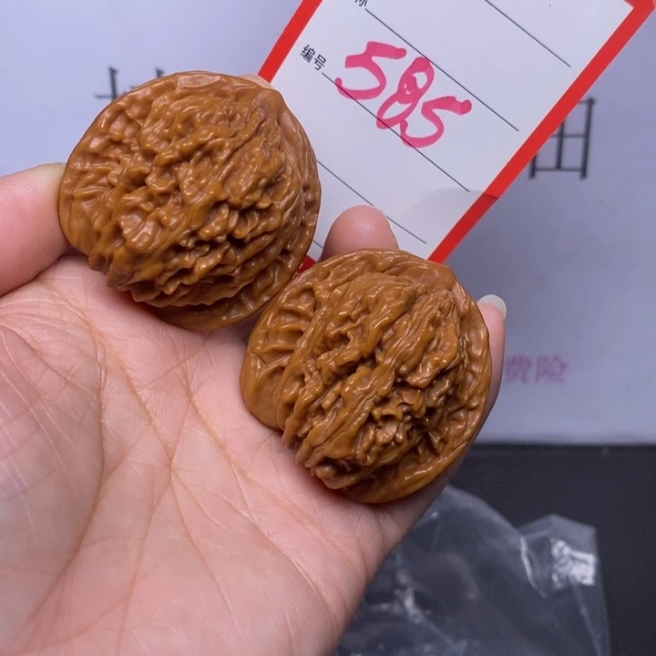 把件文玩核桃狼**里585，40四座楼