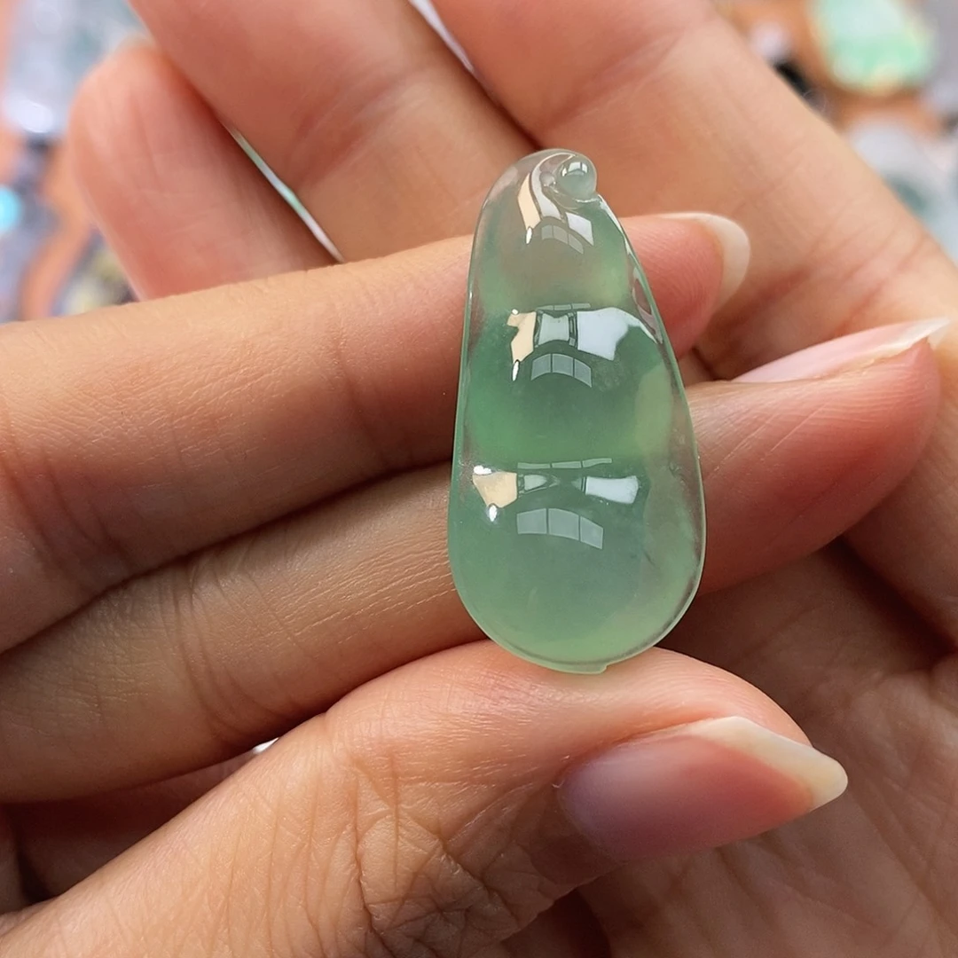 翡翠颈饰未镶嵌翡翠88888