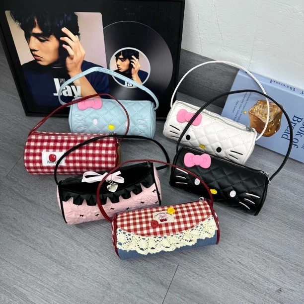 新款多色可爱2025小圆筒枕头包单肩斜挎包