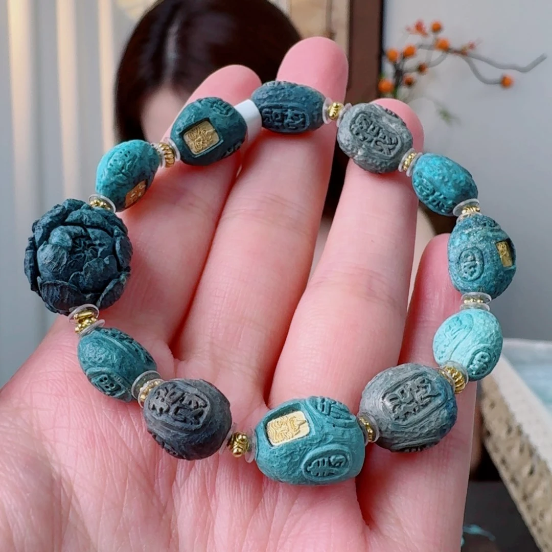 18K金镶嵌绿松石珠宝奇石