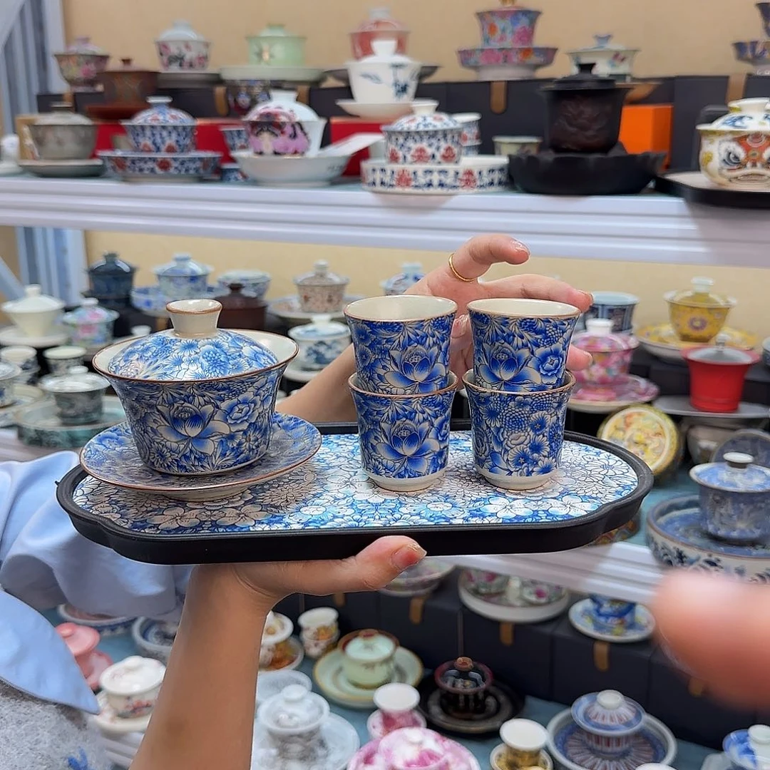 我们都在等你呢啊哈哈